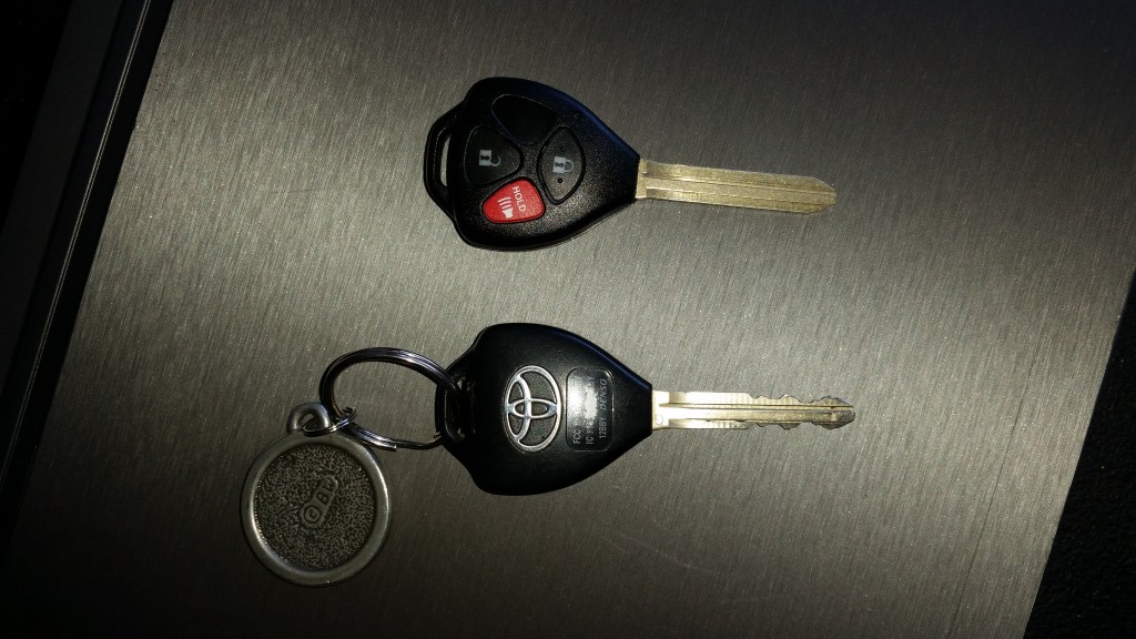 Key replacement and programming on 2013 Toyota Yaris
